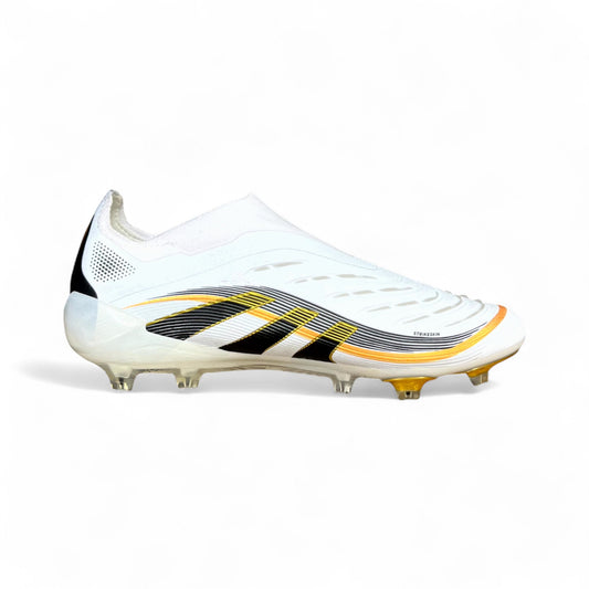 Adidas Predator Accuracy+ Teamgeist – Blanco / Oro / Negro